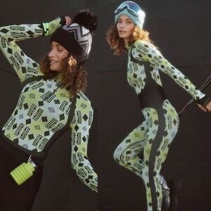 NWOT Free People FP Movement Stars From Mars Long Sleeve Layer Lime Spritz Combo